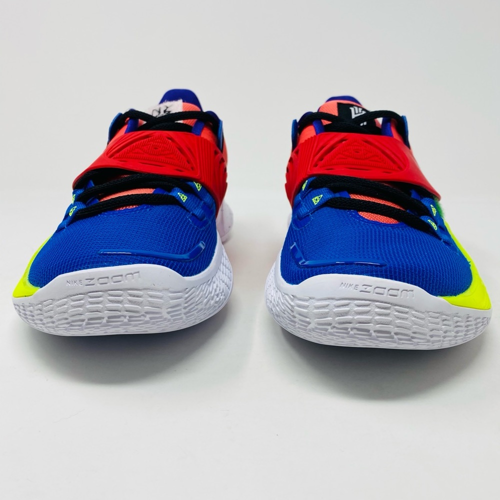 Nike Kyrie Low 3 NY vs. NY Special Edition - Picture 2 of 6